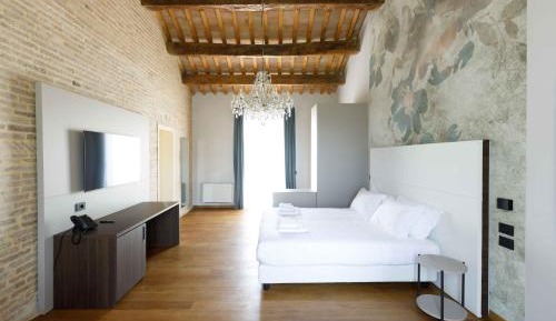 Standard Double or Twin Room with Balcony