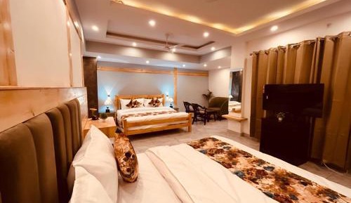 Deluxe Family Suite