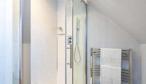 Suite with Mountain View