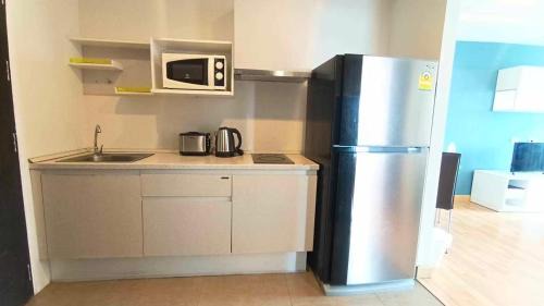 Deluxe Two-Bedroom Apartment
