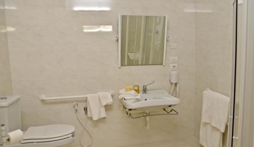 Twin Room - Disability Access