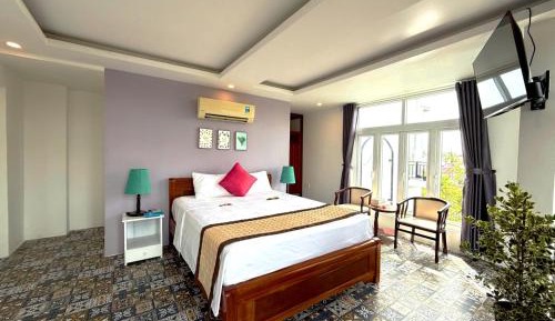 Junior Suite with Balcony