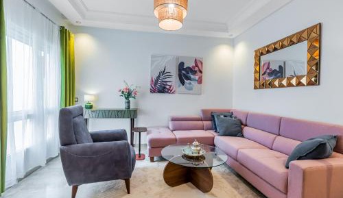 Two-Bedroom Apartment with City View