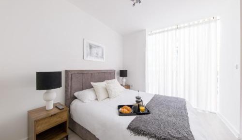 Two-Bedroom Apartment with Balcony