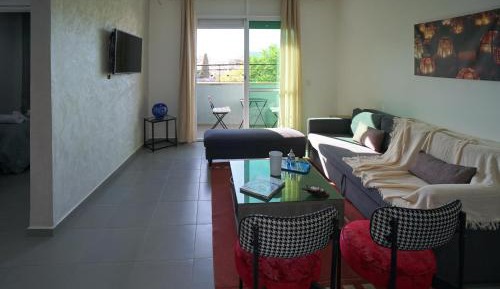 Studio with Garden View