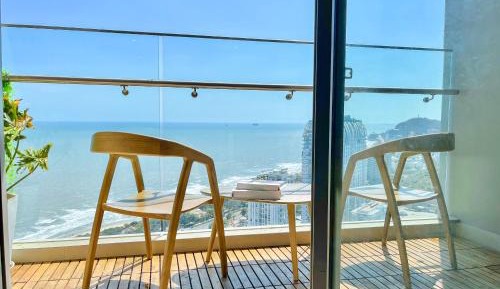 Three-Bedroom Apartment with Ocean View