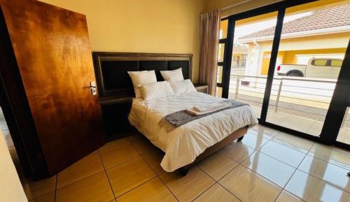 Double Room with Private Bathroom