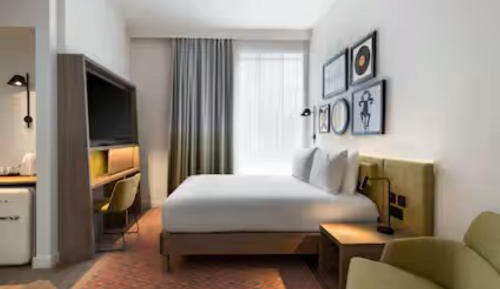 King Room - Mobility Accessible 