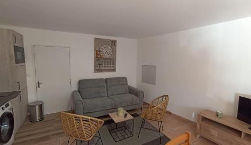 Studio with Sofa Bed