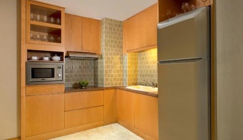 Executive Presidential Suite with Lounge Access