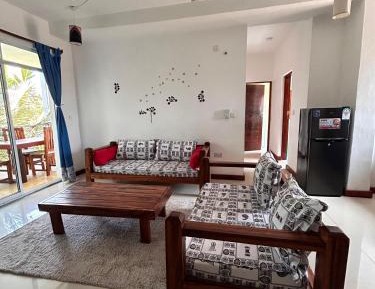 One-Bedroom Apartment Upper Floor