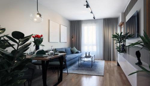 One-Bedroom Apartment