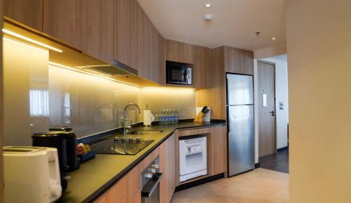 Three-Bedroom Apartment with Balcony
