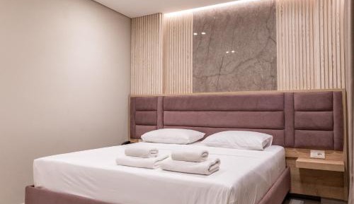 Triple Room with City View