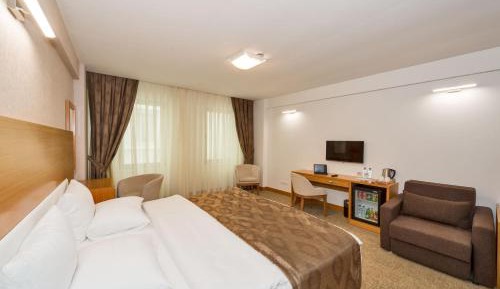Standard Double Suite