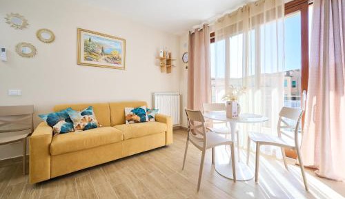 Superior One-Bedroom Apartment with Balcony