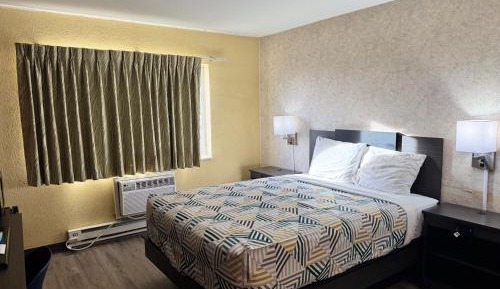 Double Room - Non-Smoking 