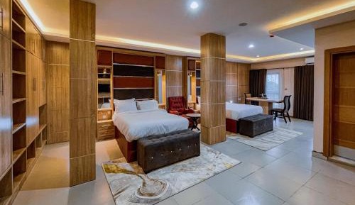 Deluxe Double or Twin Room