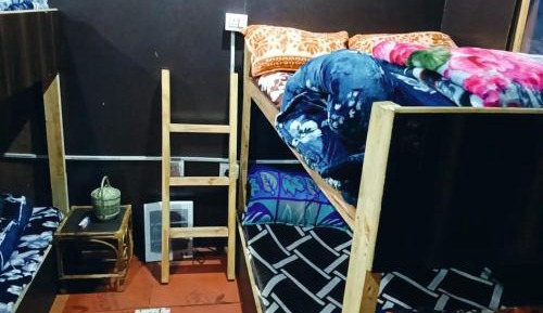 6-Bed Mixed Dormitory Room