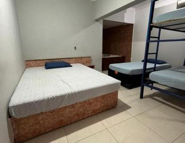 Deluxe Family Suite