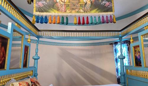 Queen Room with Balcony