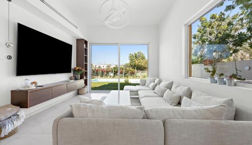 Deluxe Villa