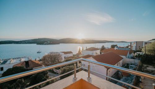 Three-Bedroom Apartment with Sea View