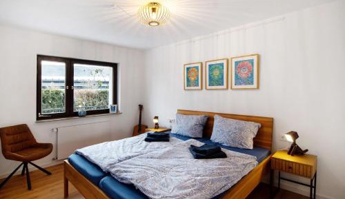 Superior One-Bedroom Apartment with Balcony