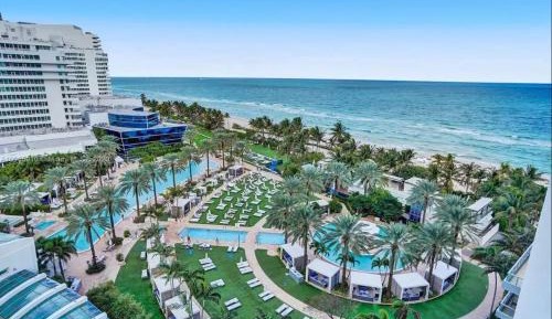 One-Bedroom Premium Apartment with Ocean View