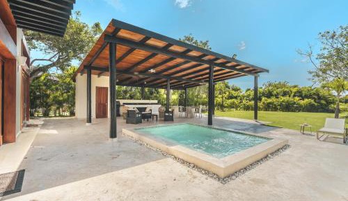 Family Bungalow