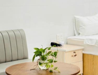 One-Bedroom Apartment with Balcony