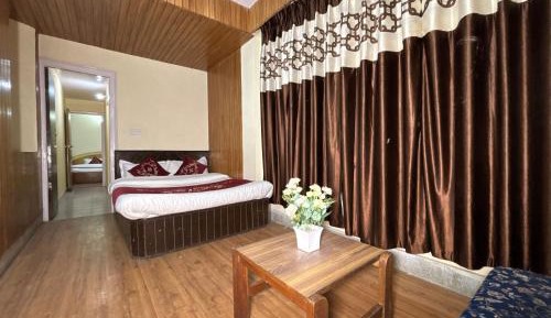 King Room with Mountain View