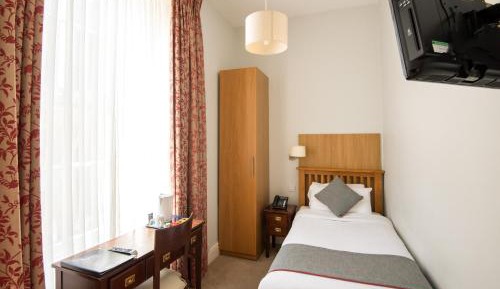 Standard Single Room with Shared Bathroom