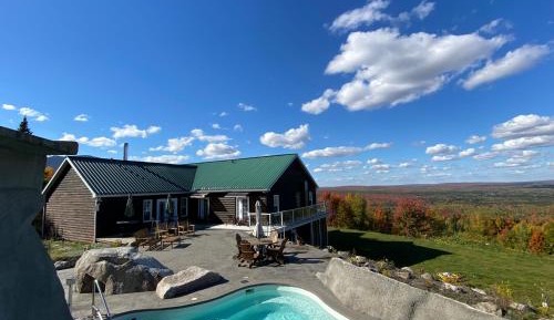 King Room with Pool View