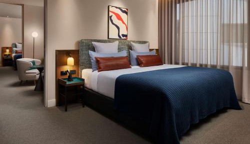 Two-Bedroom Executive Club King Suite