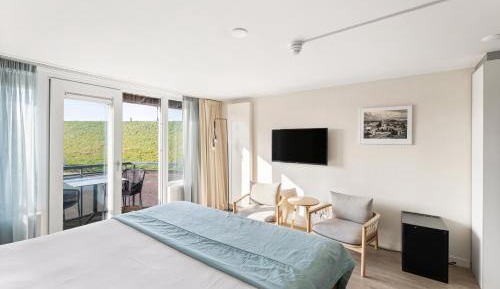 Room with balcony frontside