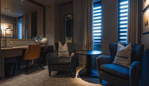 Deluxe Suite