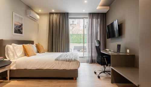 One-Bedroom Apartment with Terrace