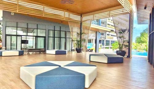 Studio with Balcony