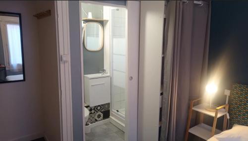 Double Room with Shared Toilet