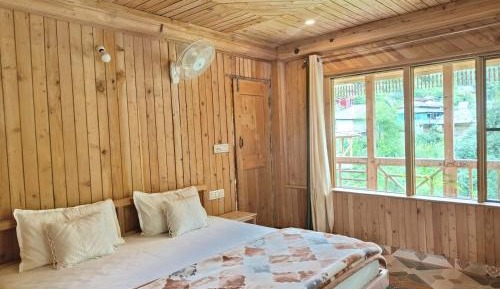 Double Room with Mountain View