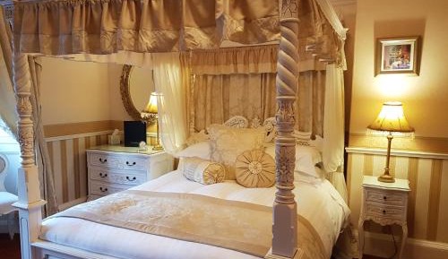Superior King Room