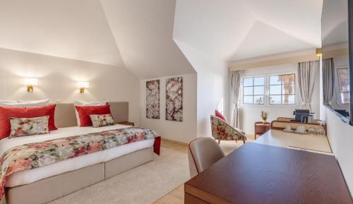 Junior Suite with Ocean View
