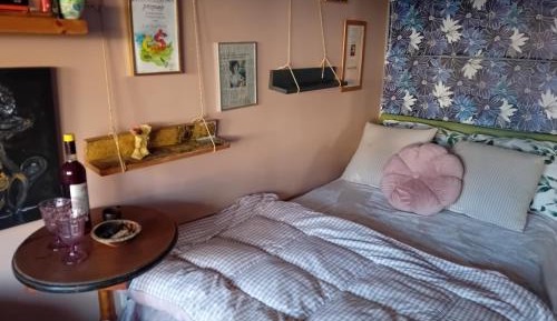 Double Room with Shared Bathroom