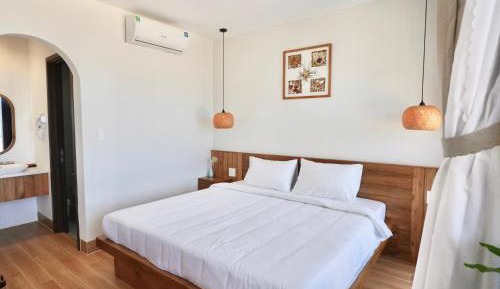Deluxe Double Room with Balcony and Sea View