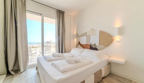Superior Double Room with Sea View
