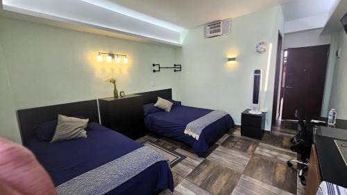 Standard Double Suite