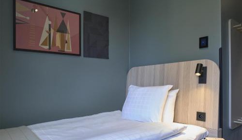 Standard Single Room