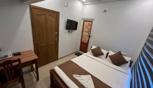 Queen Room