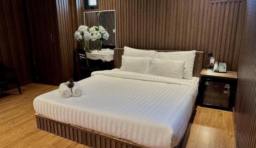 King Room with Mountain View